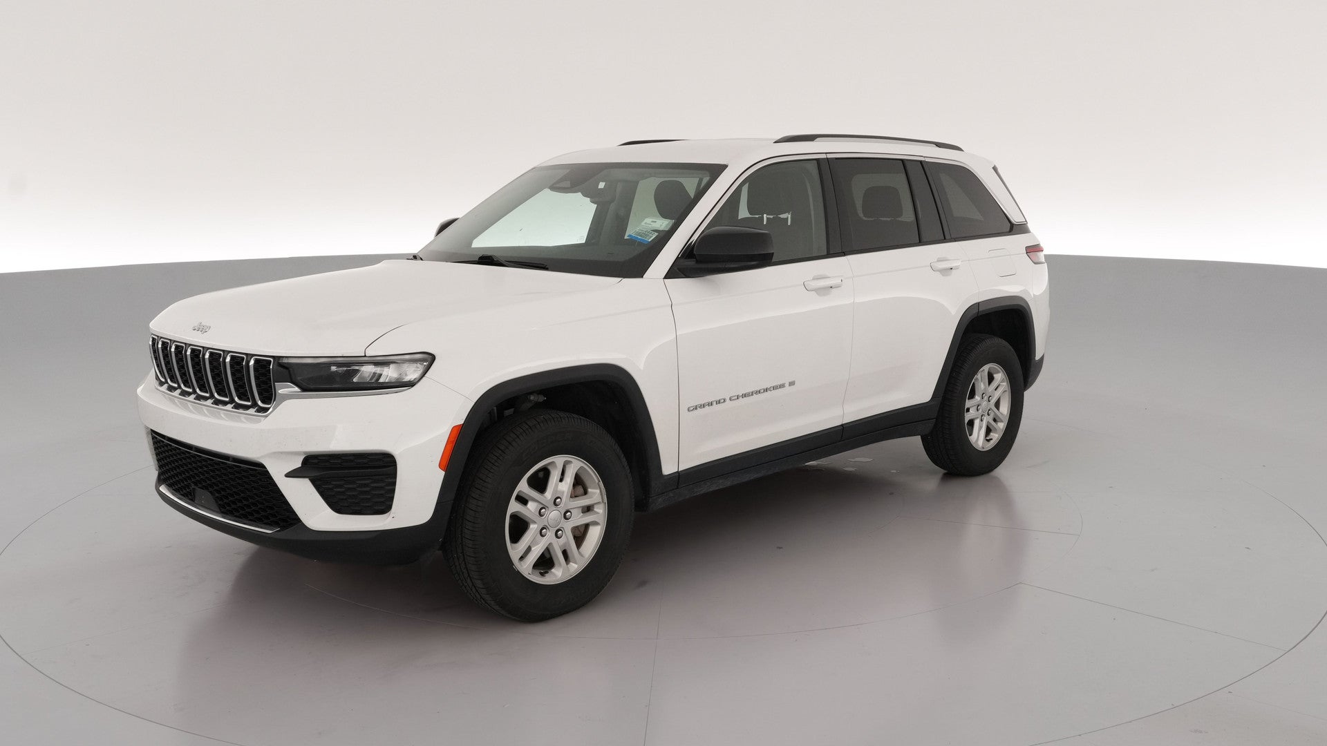 2023 Jeep Grand Cherokee vehicle photo