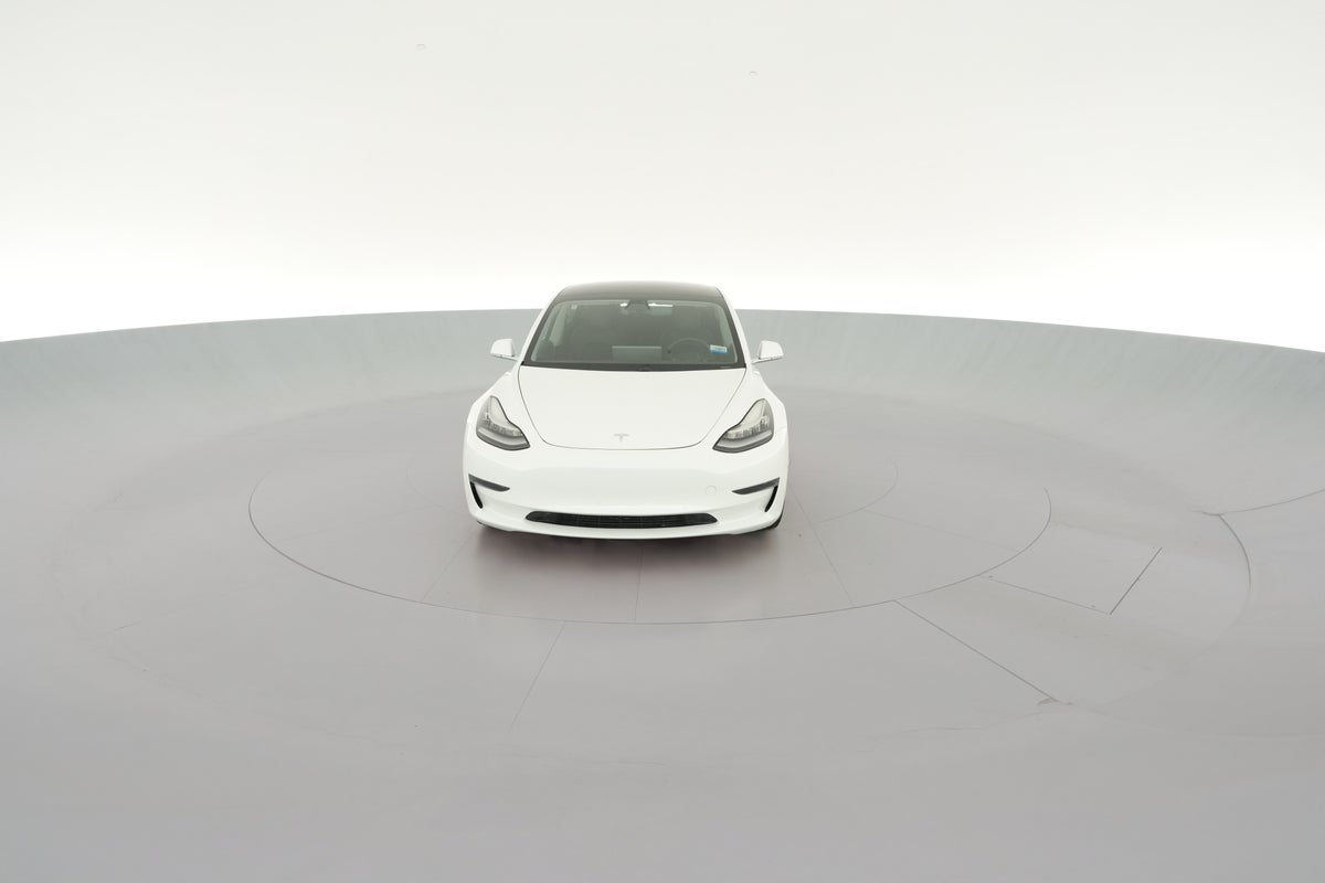 2020 Tesla Model 3 Standard Range Plus in Pearl White — 360° view 1