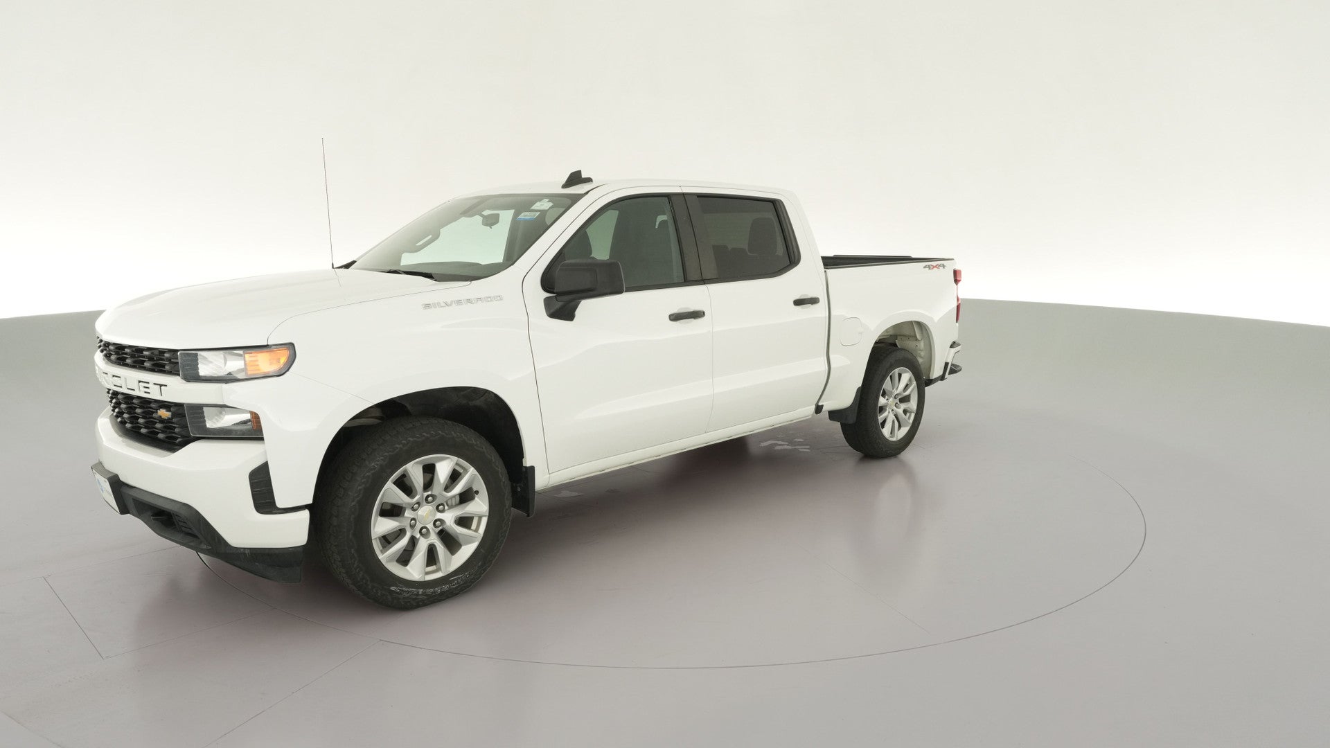 2021 Chevrolet Silverado 1500 Crew Cab vehicle photo