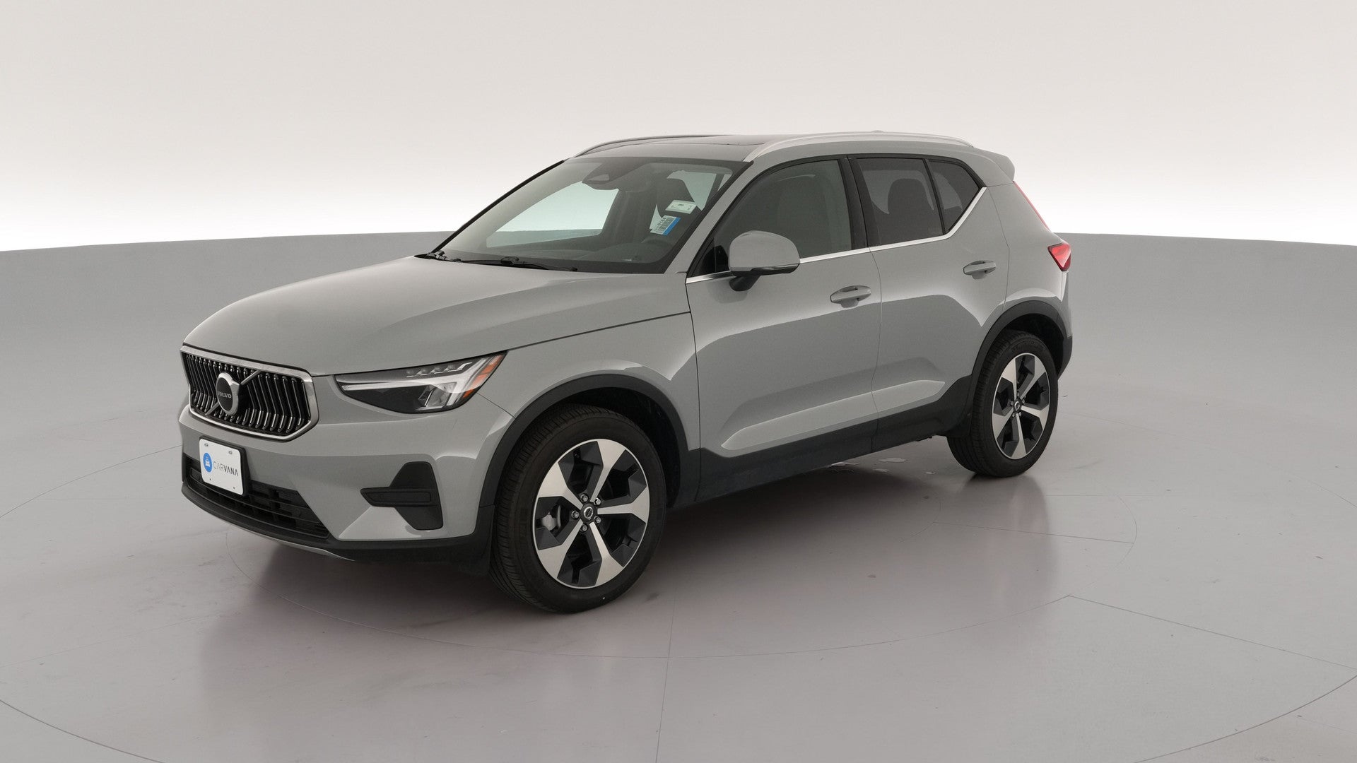 2025 Volvo XC40 vehicle photo
