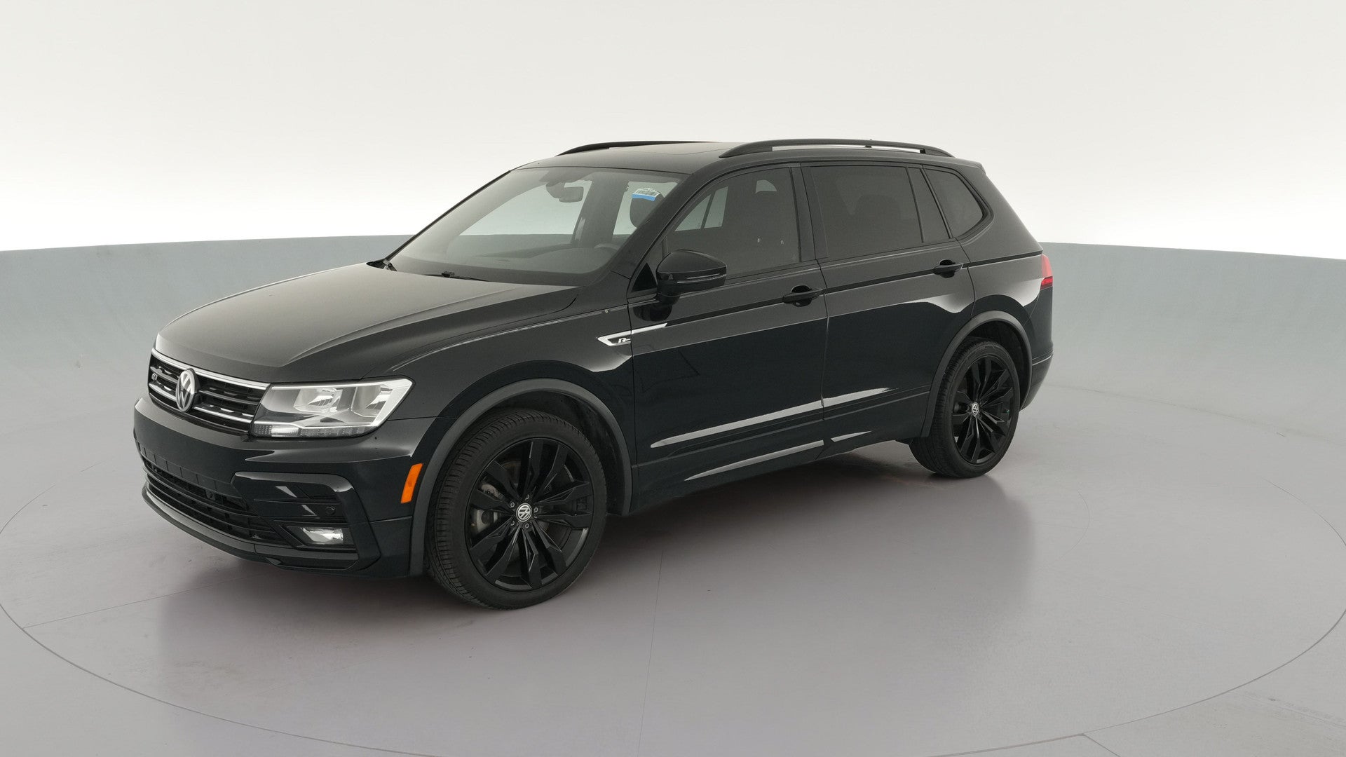2021 Volkswagen Tiguan vehicle photo