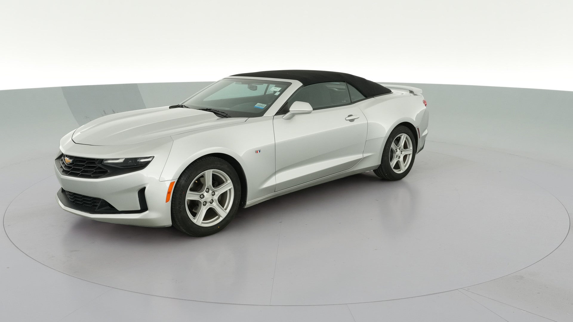 2019 Chevrolet Camaro vehicle photo