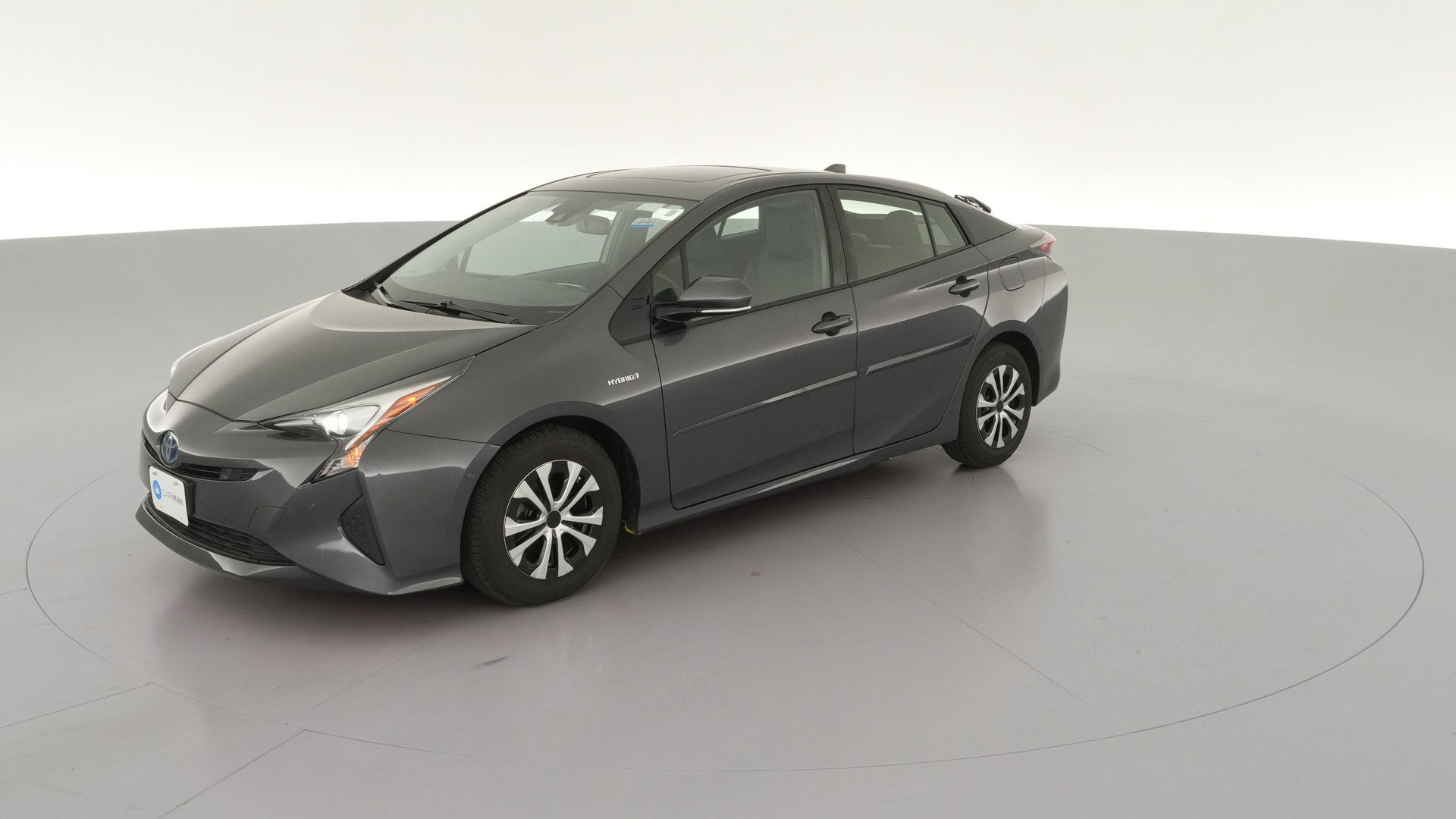 2018 Toyota Prius vehicle photo