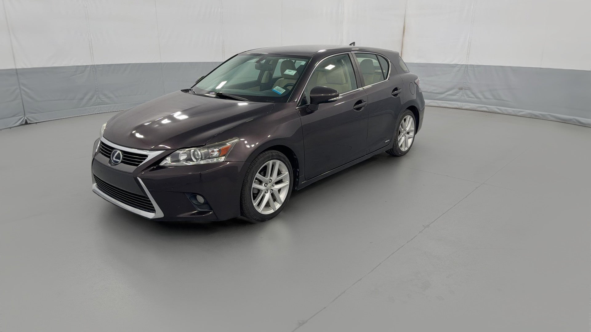 2016 Lexus CT vehicle photo