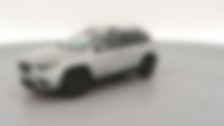 2020 Jeep Cherokee vehicle photo