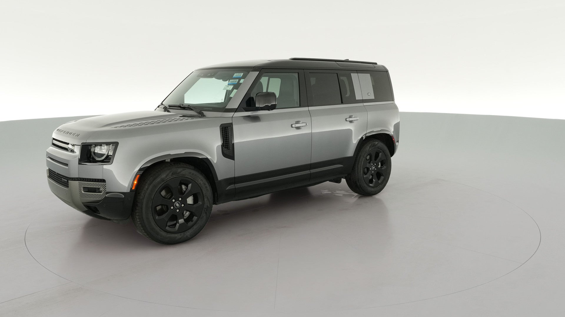 2023 Land Rover Defender 110 vehicle photo
