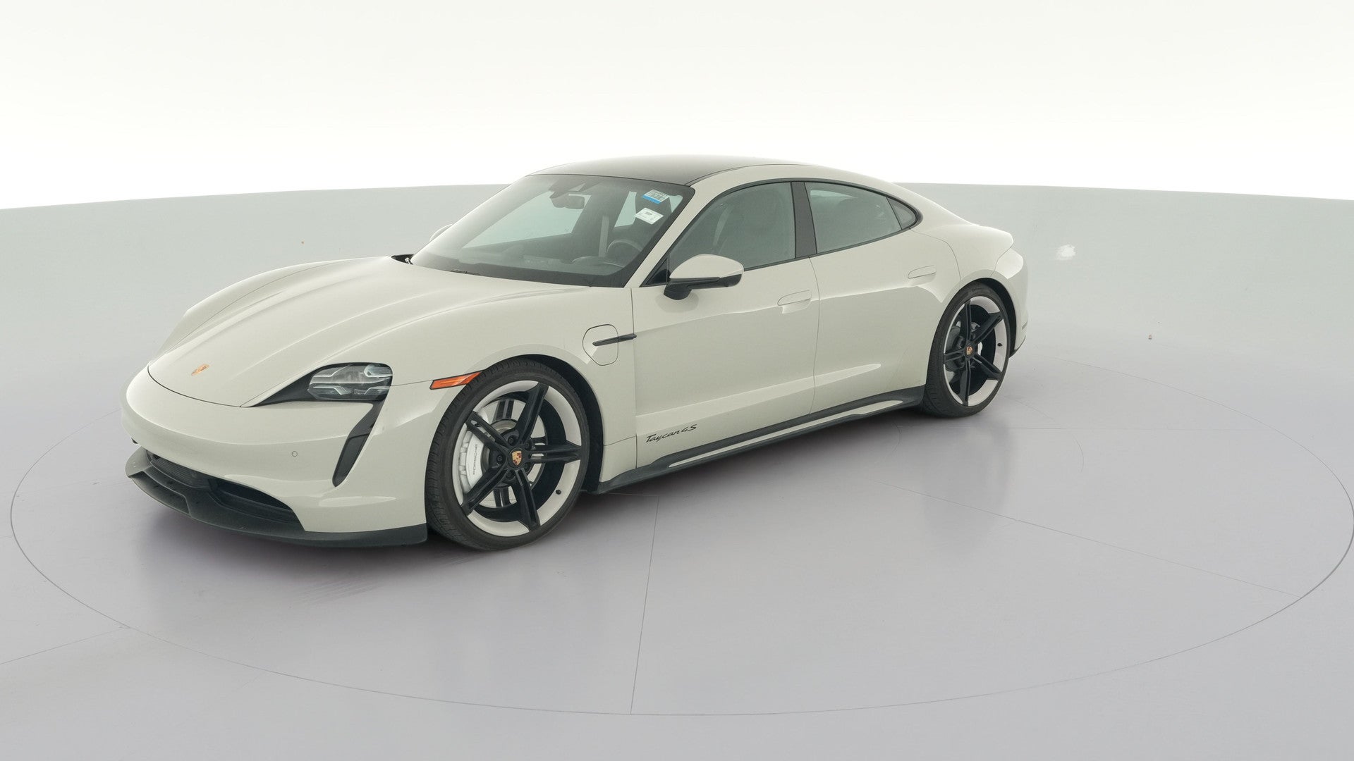 2021 Porsche Taycan vehicle photo