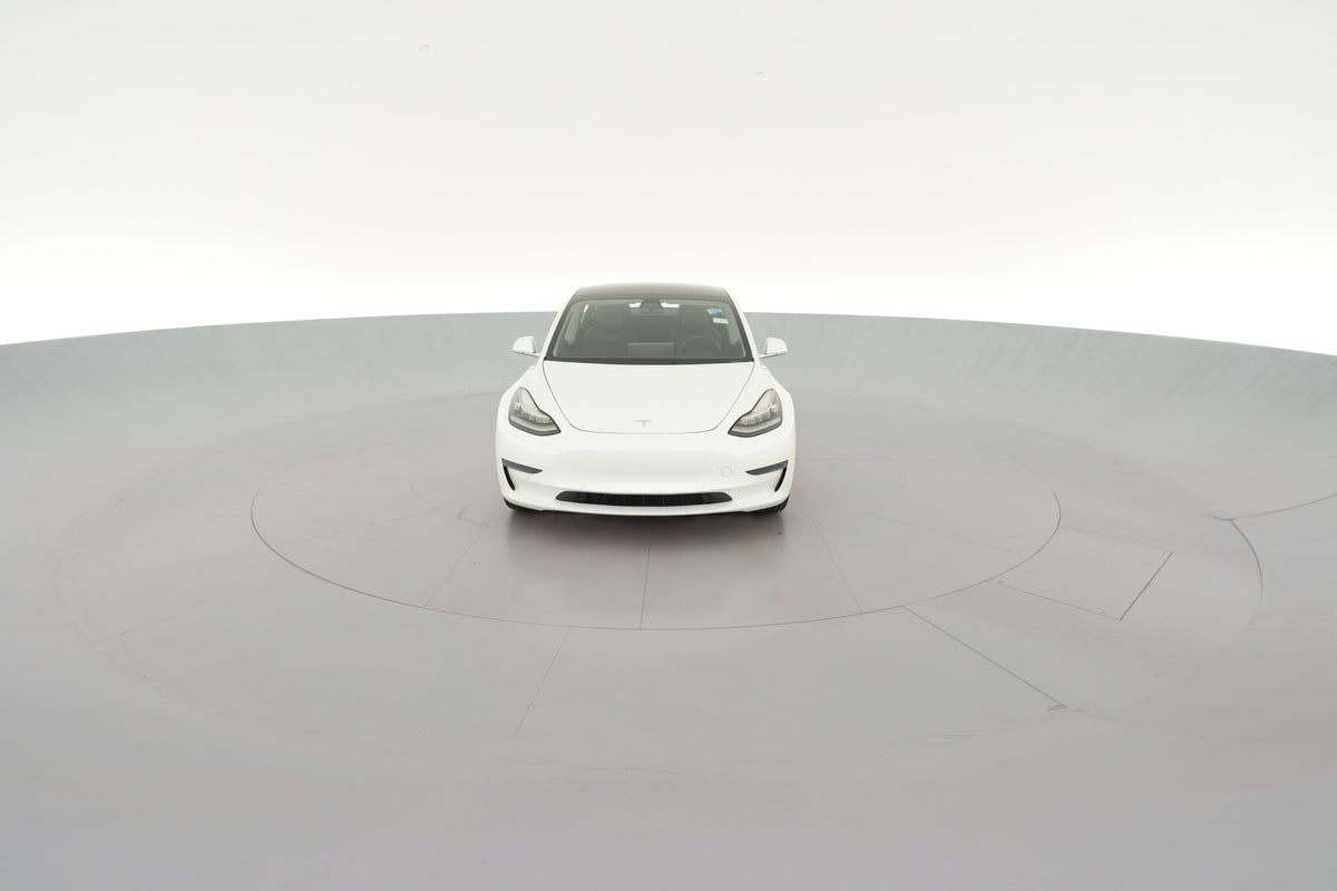 2020 Tesla Model 3 Standard Range Plus in Pearl White — 360° view 1
