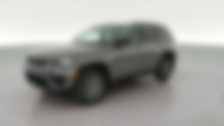 2027 Jeep Grand Cherokee vehicle photo