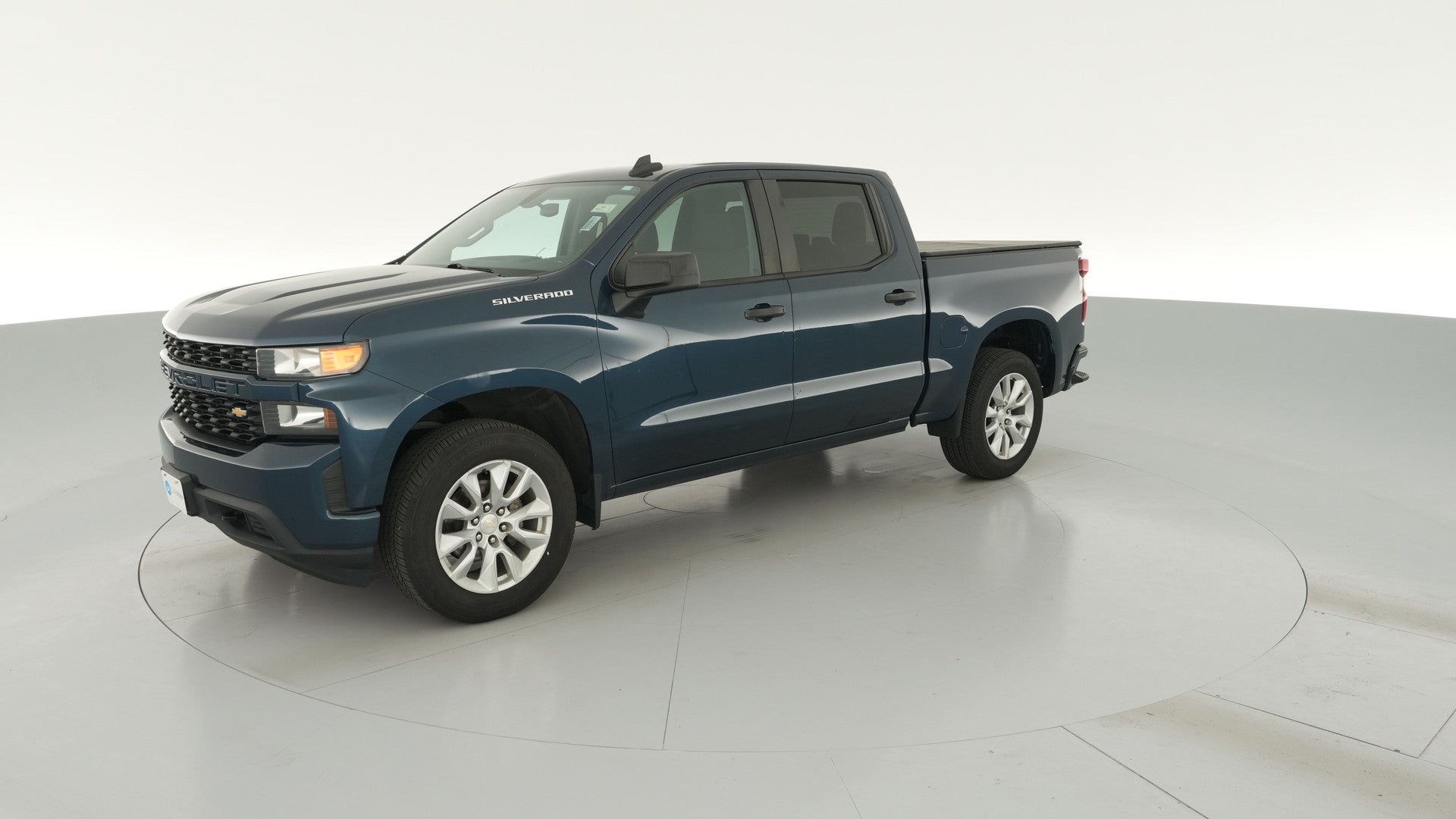 2021 Chevrolet Silverado 1500 Crew Cab vehicle photo