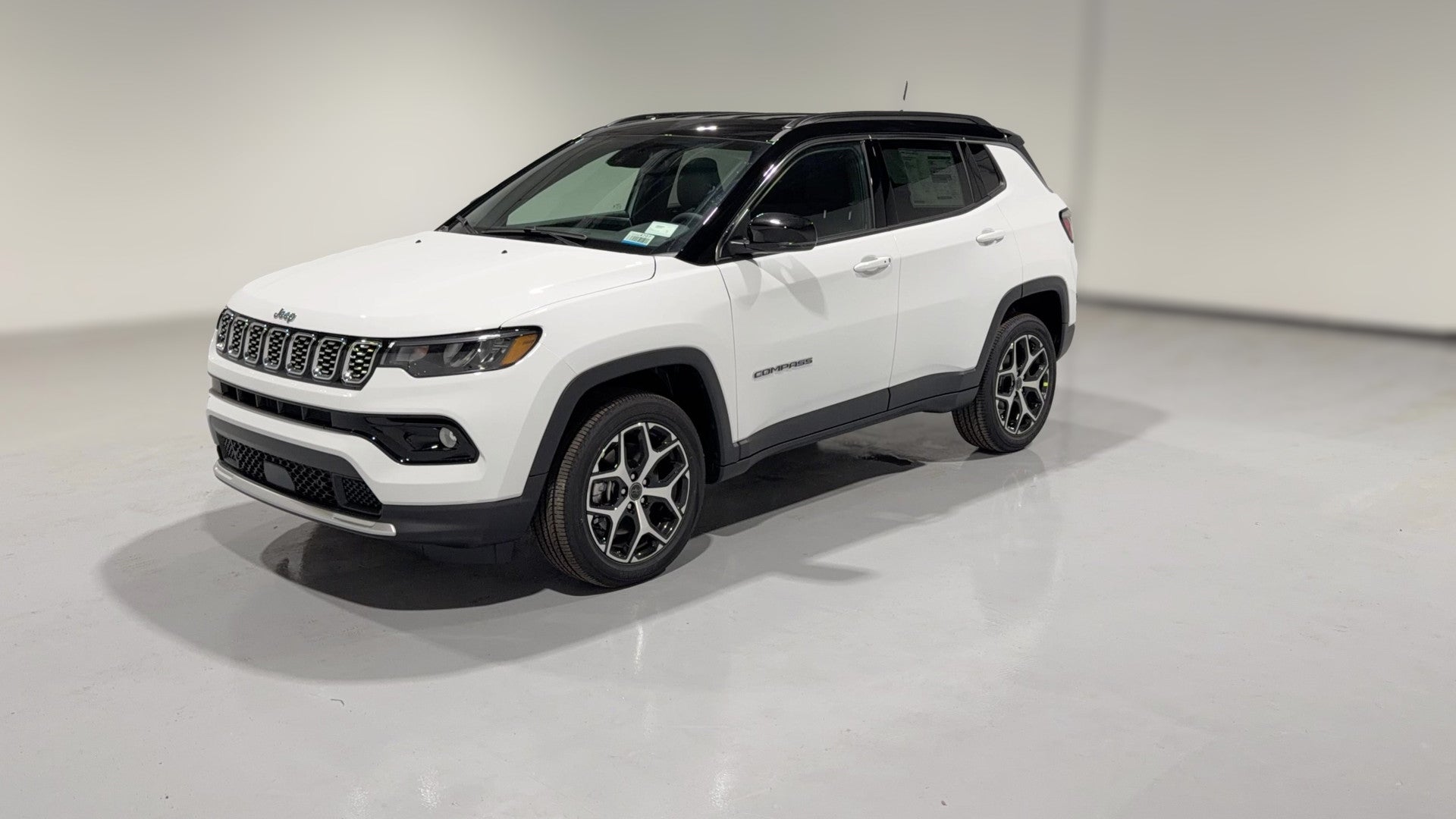 2026 Jeep Compass vehicle photo