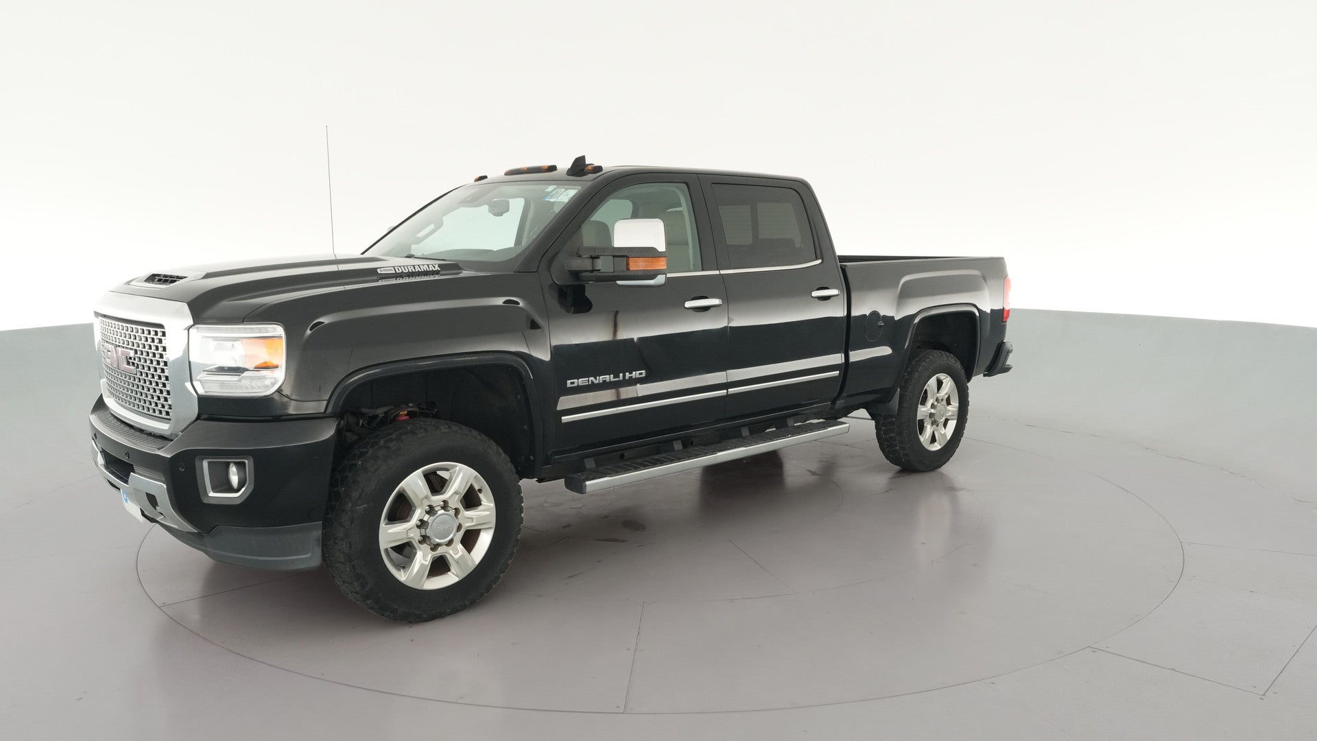 2017 GMC Sierra 2500 HD Crew Cab vehicle photo