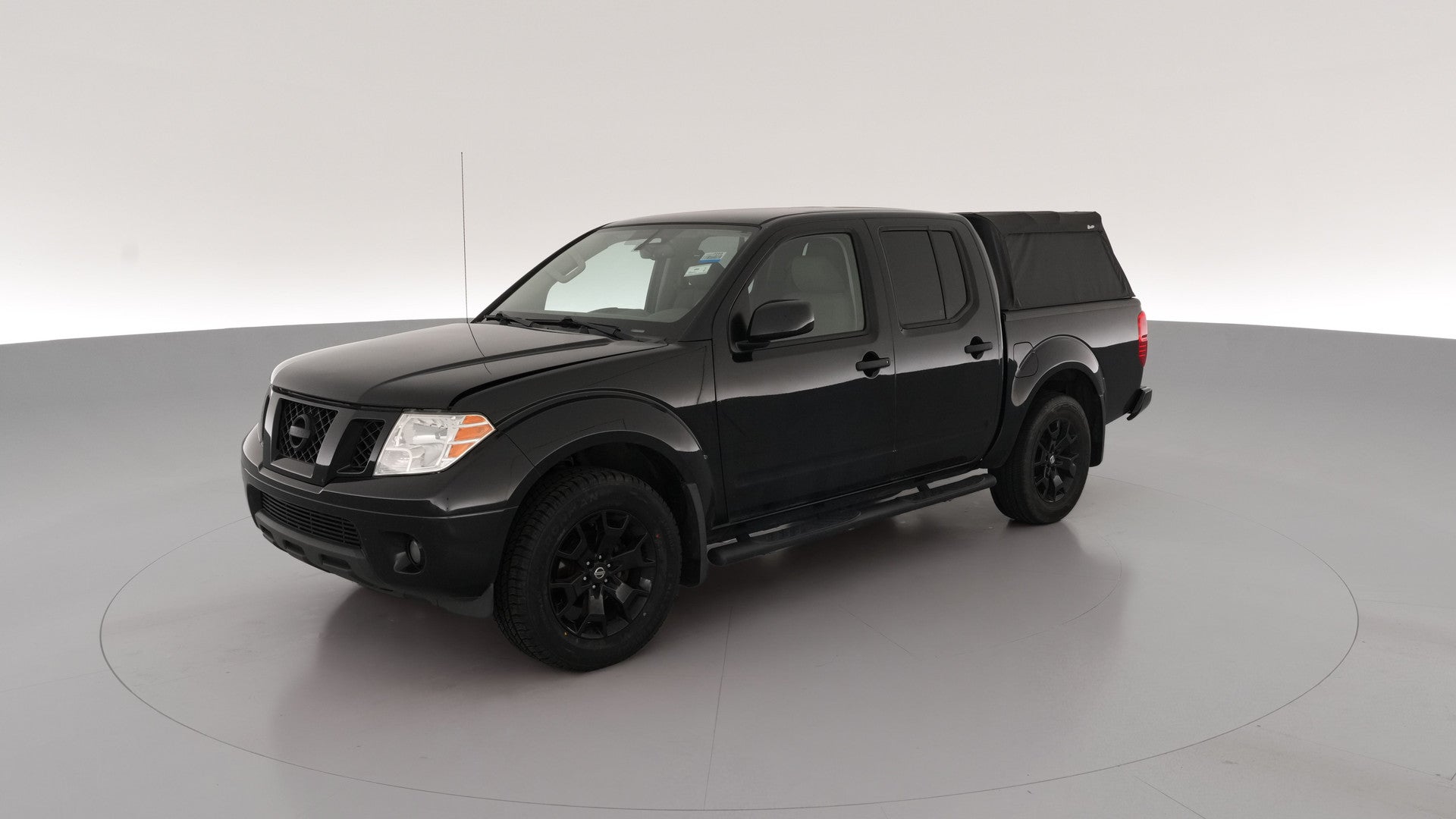 2021 Nissan Frontier Crew Cab vehicle photo