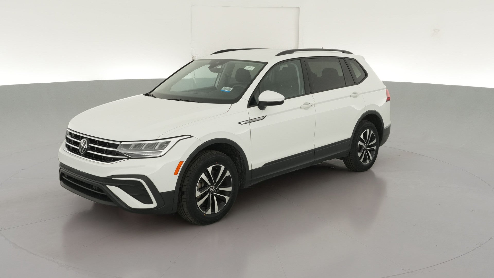 2024 Volkswagen Tiguan vehicle photo