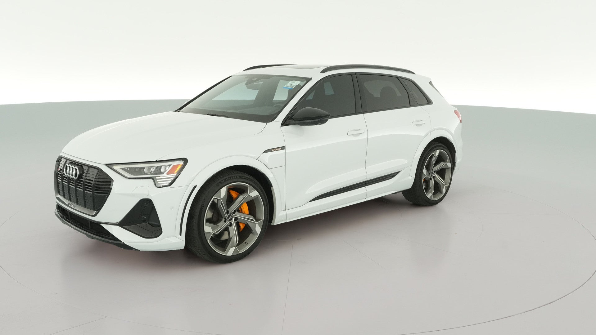 2022 Audi e-tron S vehicle photo