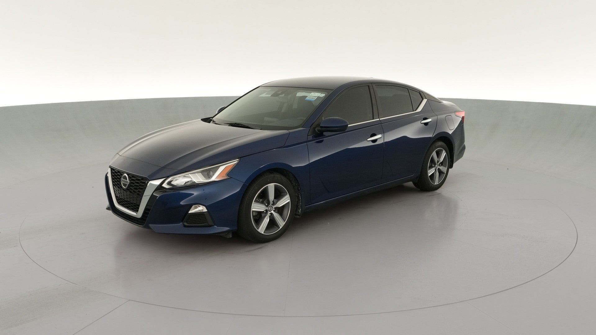 2020 Nissan Altima vehicle photo