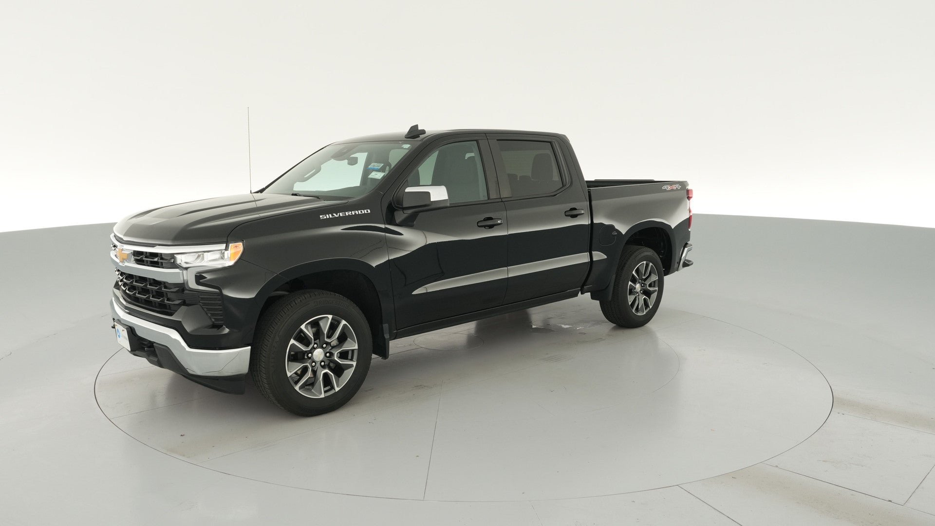 2023 Chevrolet Silverado 1500 Crew Cab vehicle photo
