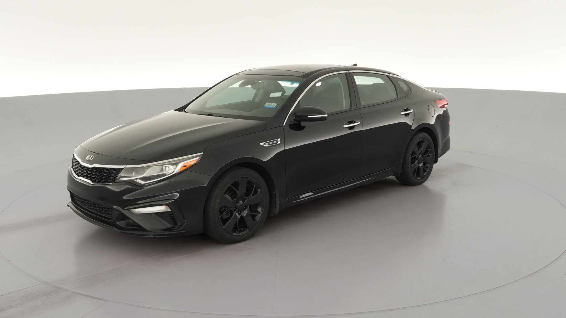 2019 Kia Optima vehicle photo