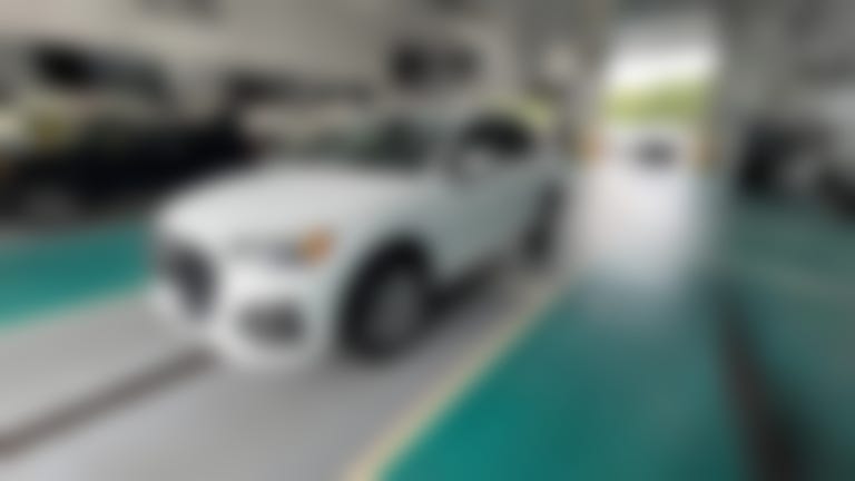 2024 Audi Q5 vehicle photo