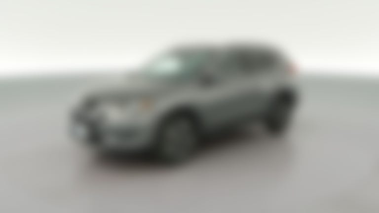 2019 Nissan Rogue vehicle photo