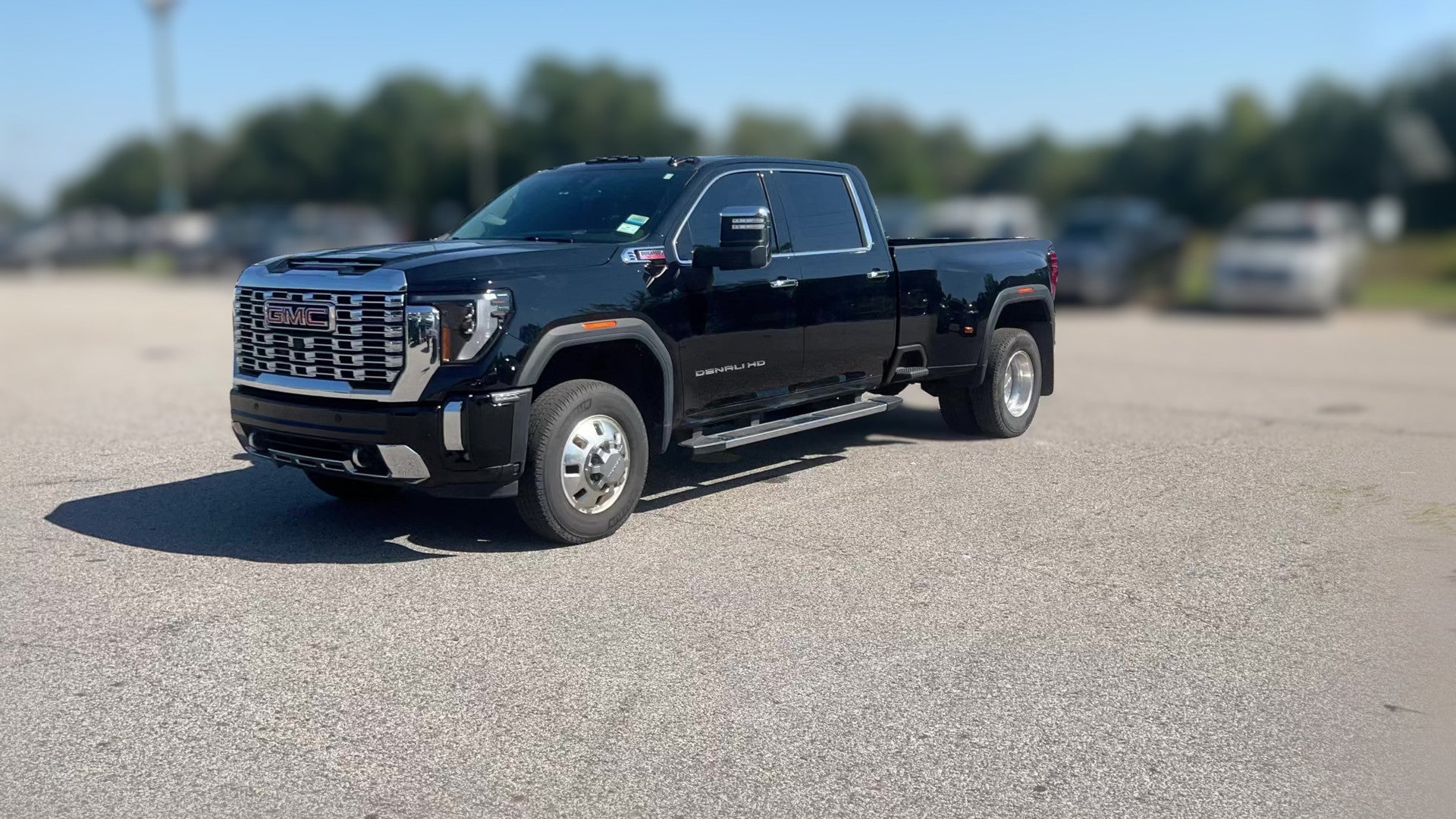 2024 GMC Sierra 3500 HD Crew Cab vehicle photo