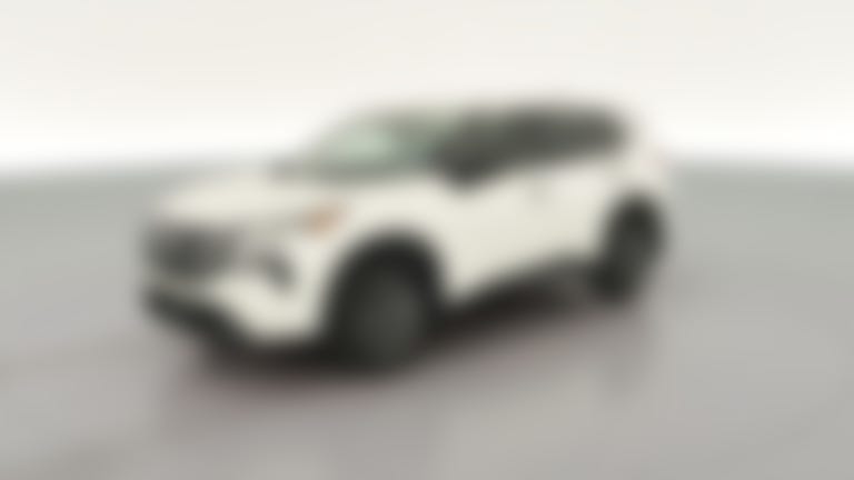 2025 Nissan Rogue vehicle photo