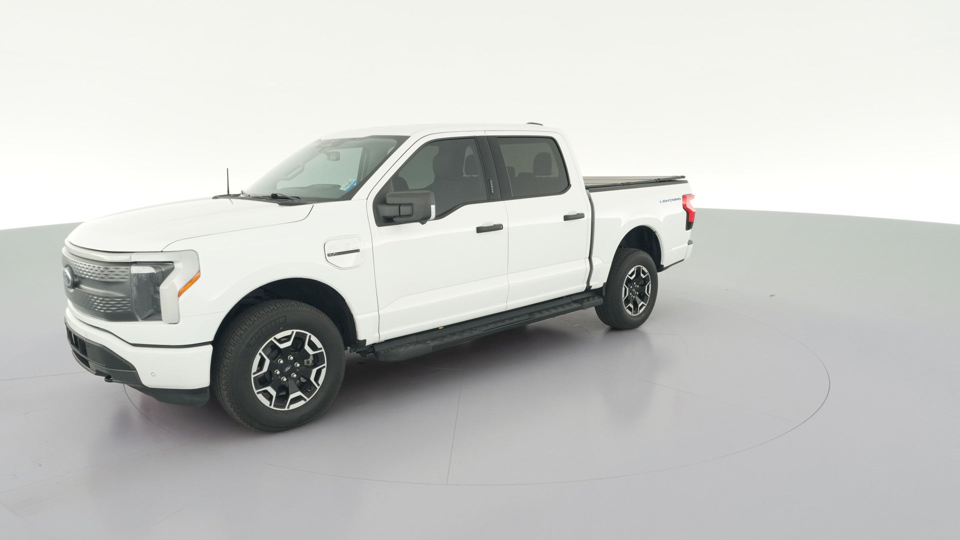 2023 Ford F150 Lightning vehicle photo