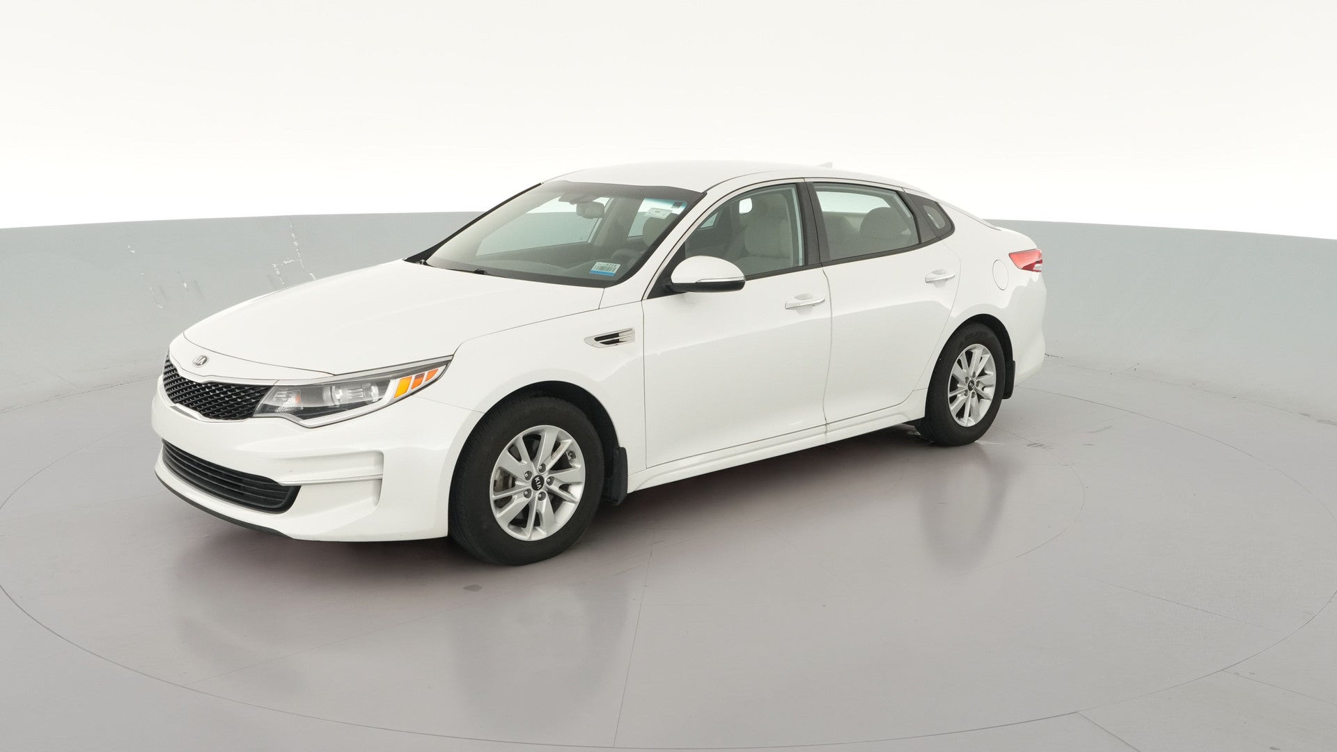 2017 Kia Optima vehicle photo