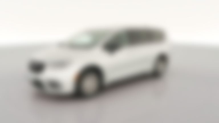 2024 Chrysler Pacifica vehicle photo