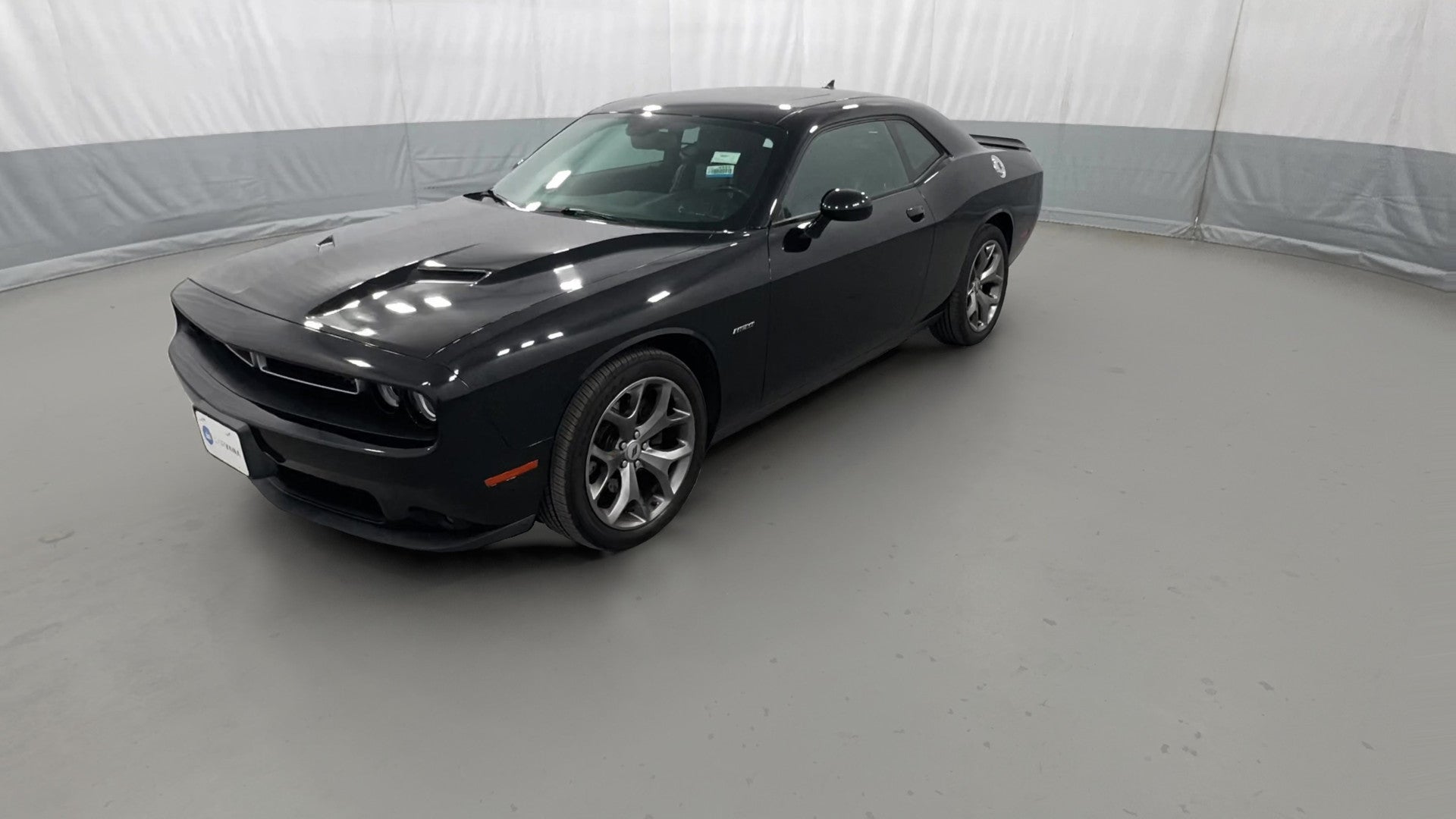 2017 Dodge Challenger vehicle photo