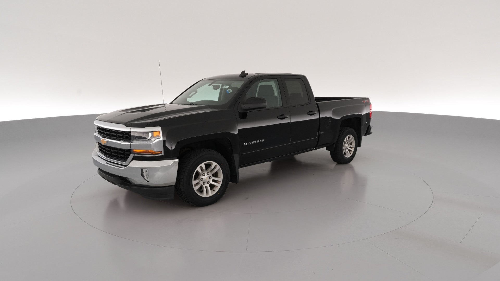 2018 Chevrolet Silverado 1500 Double Cab vehicle photo