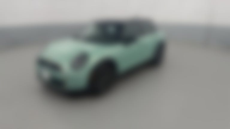 2025 MINI Hardtop 4 Door vehicle photo