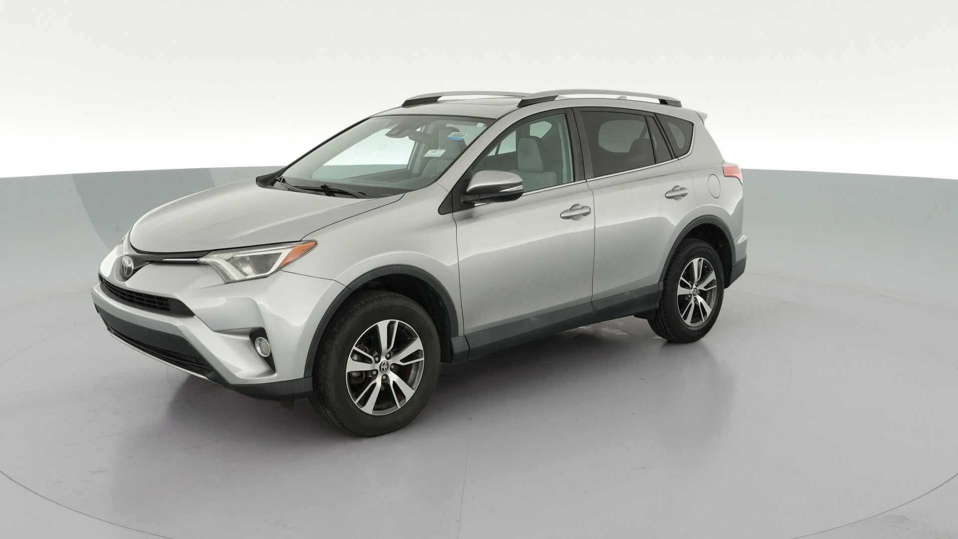 2017 Toyota RAV4 vehicle photo
