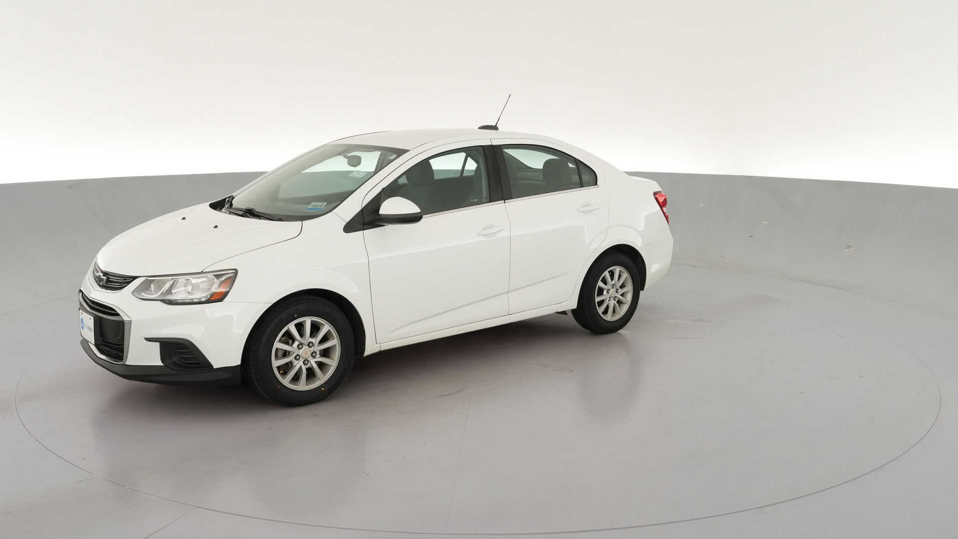 2018 Chevrolet Sonic vehicle photo