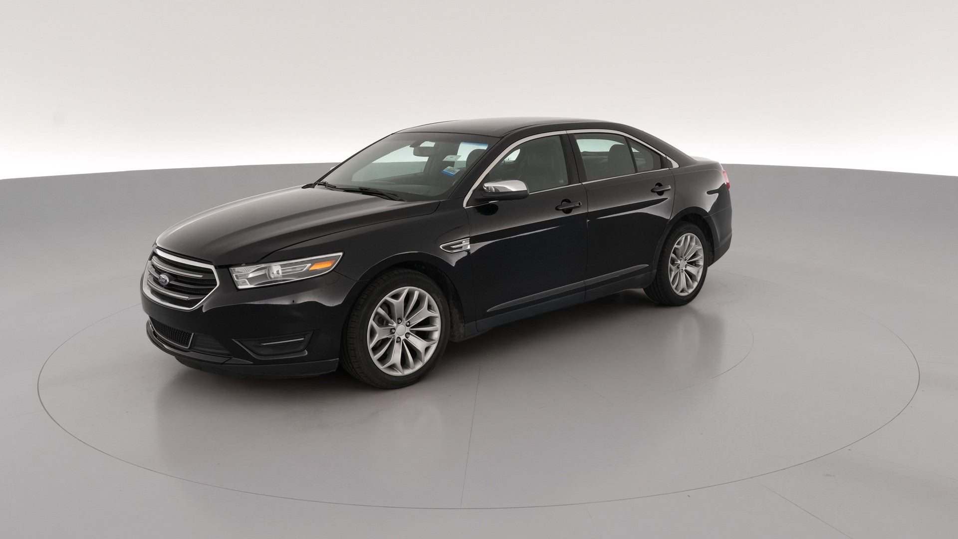 2016 Ford Taurus vehicle photo