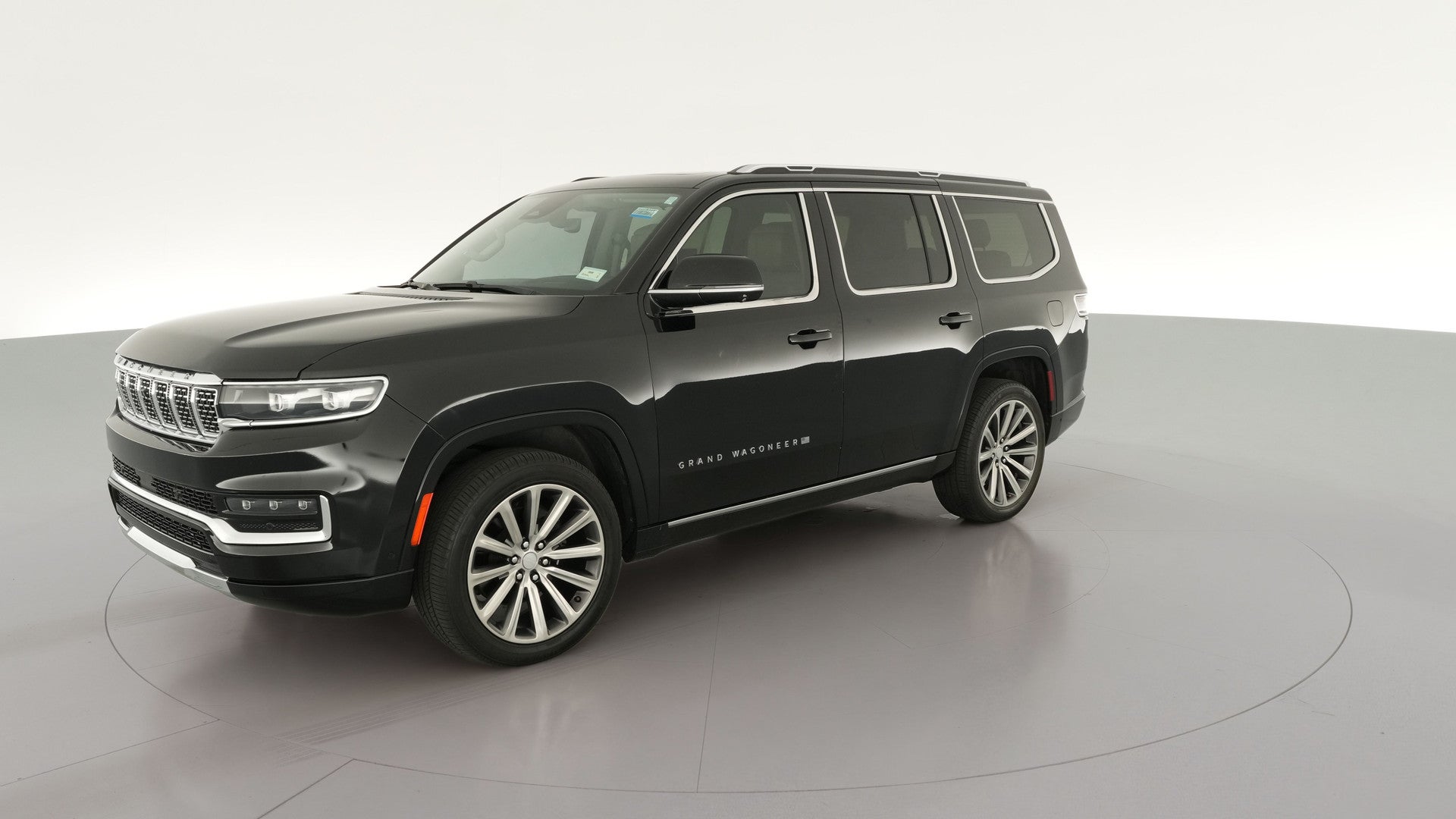 2022 Jeep Grand Wagoneer vehicle photo