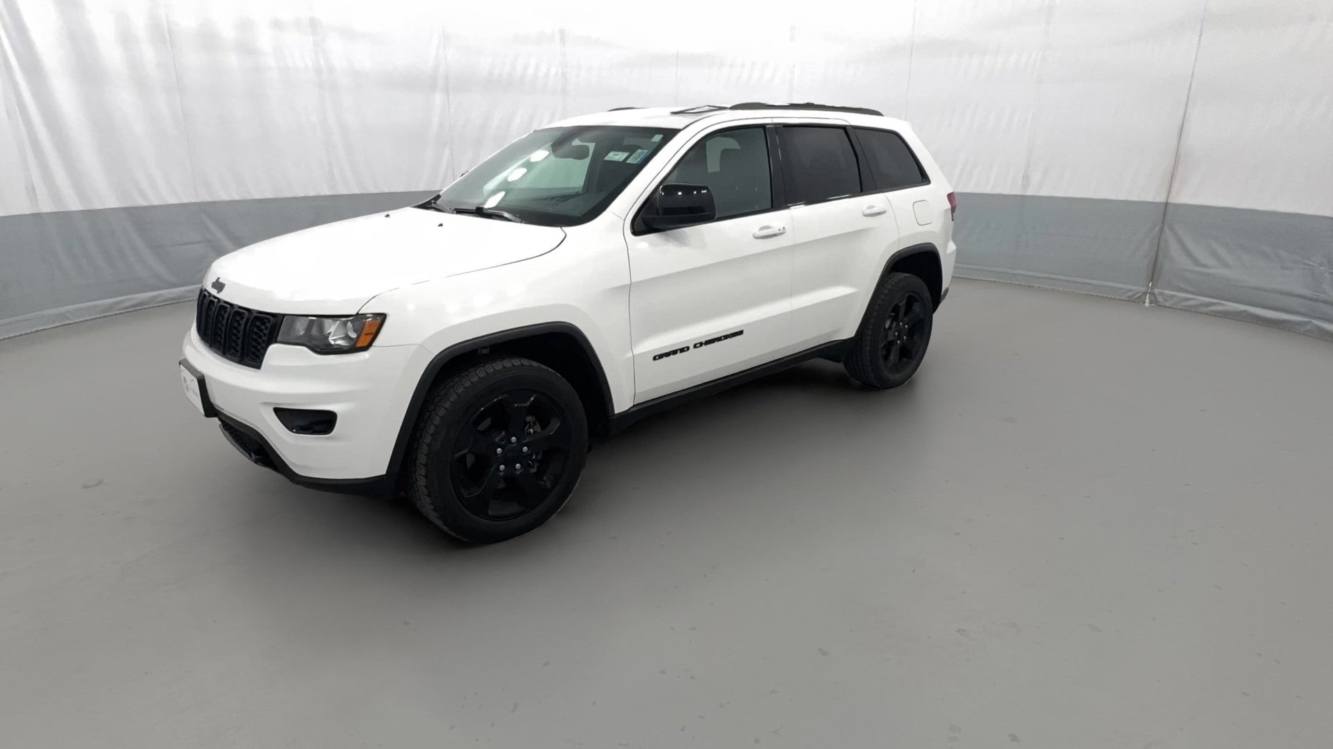 2019 Jeep Grand Cherokee vehicle photo