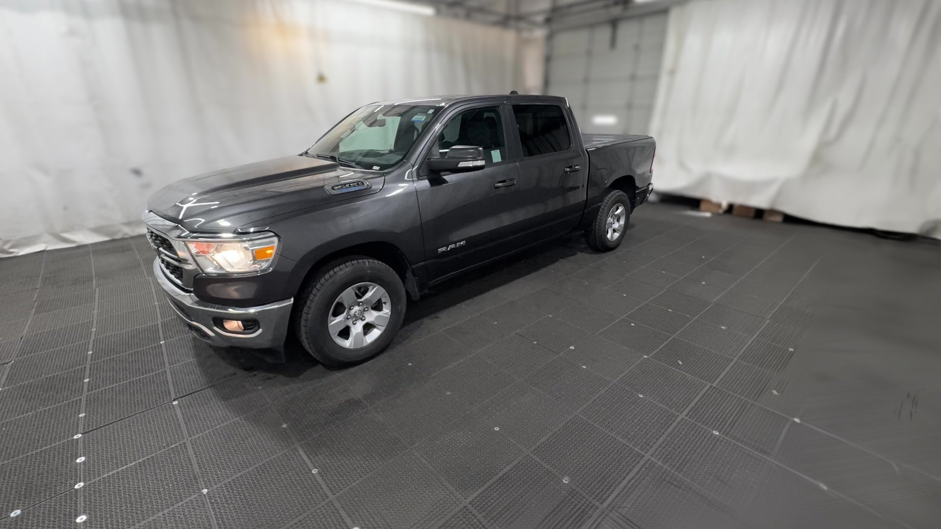 2022 Ram 1500 Crew Cab vehicle photo