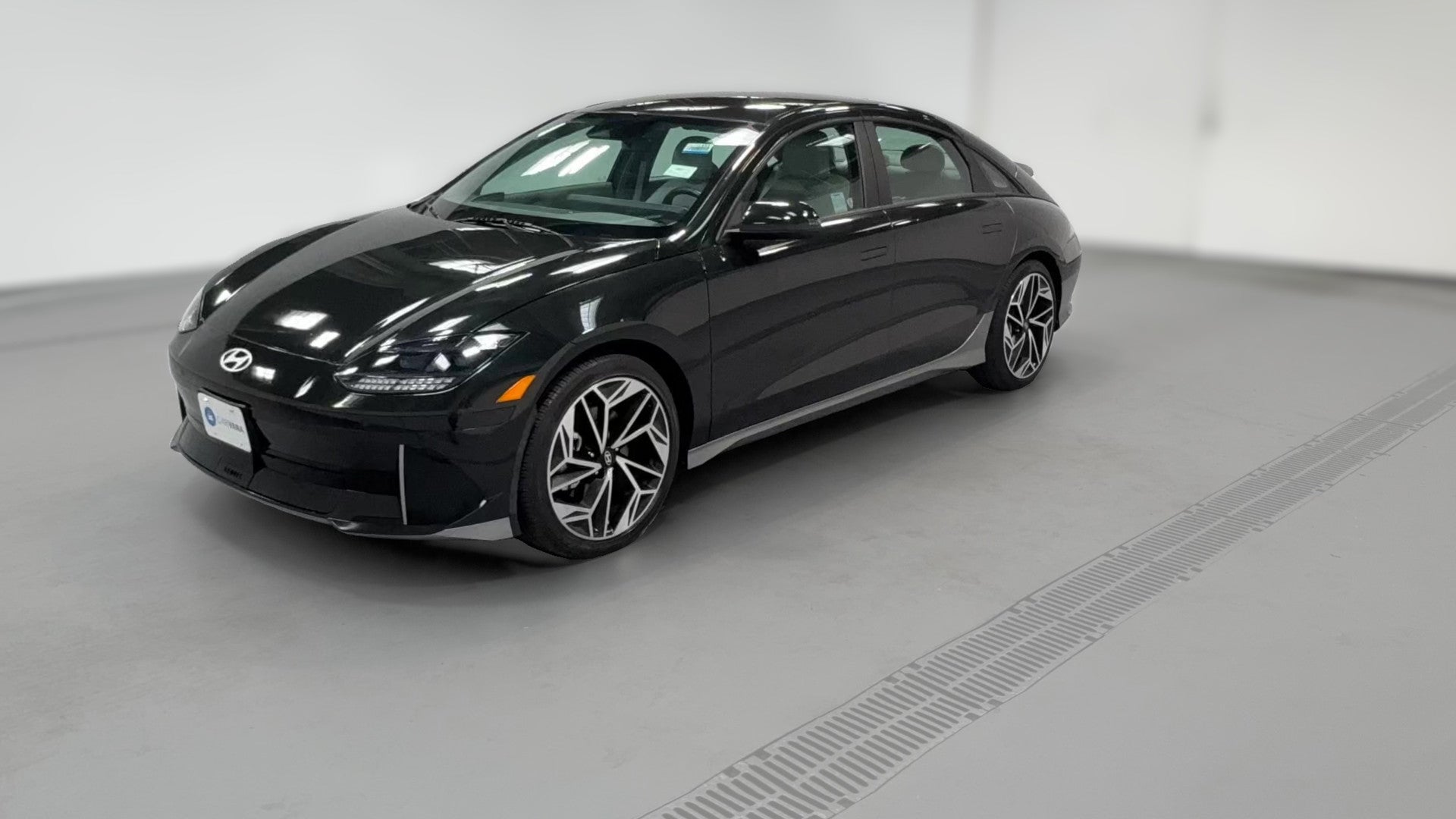 2023 Hyundai IONIQ 6 vehicle photo