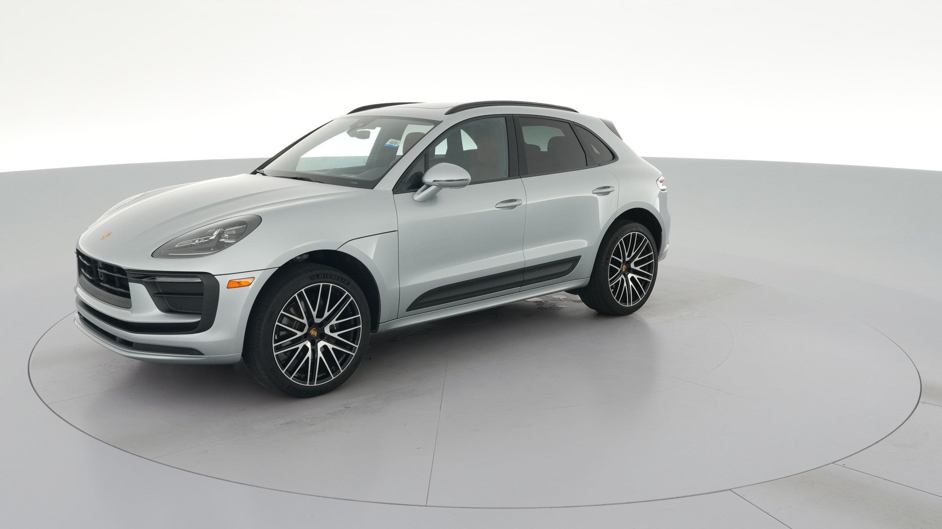 2026 Porsche Macan vehicle photo