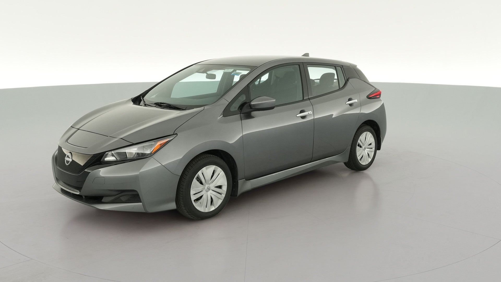 2025 Nissan LEAF vehicle photo