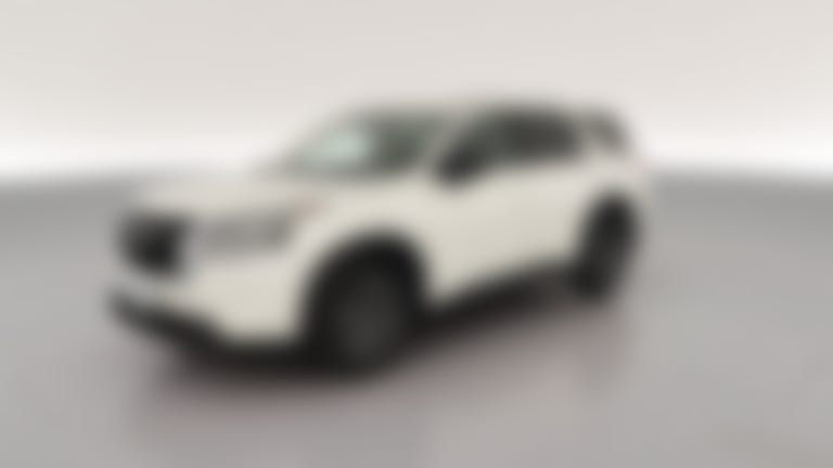 2024 Nissan Pathfinder vehicle photo