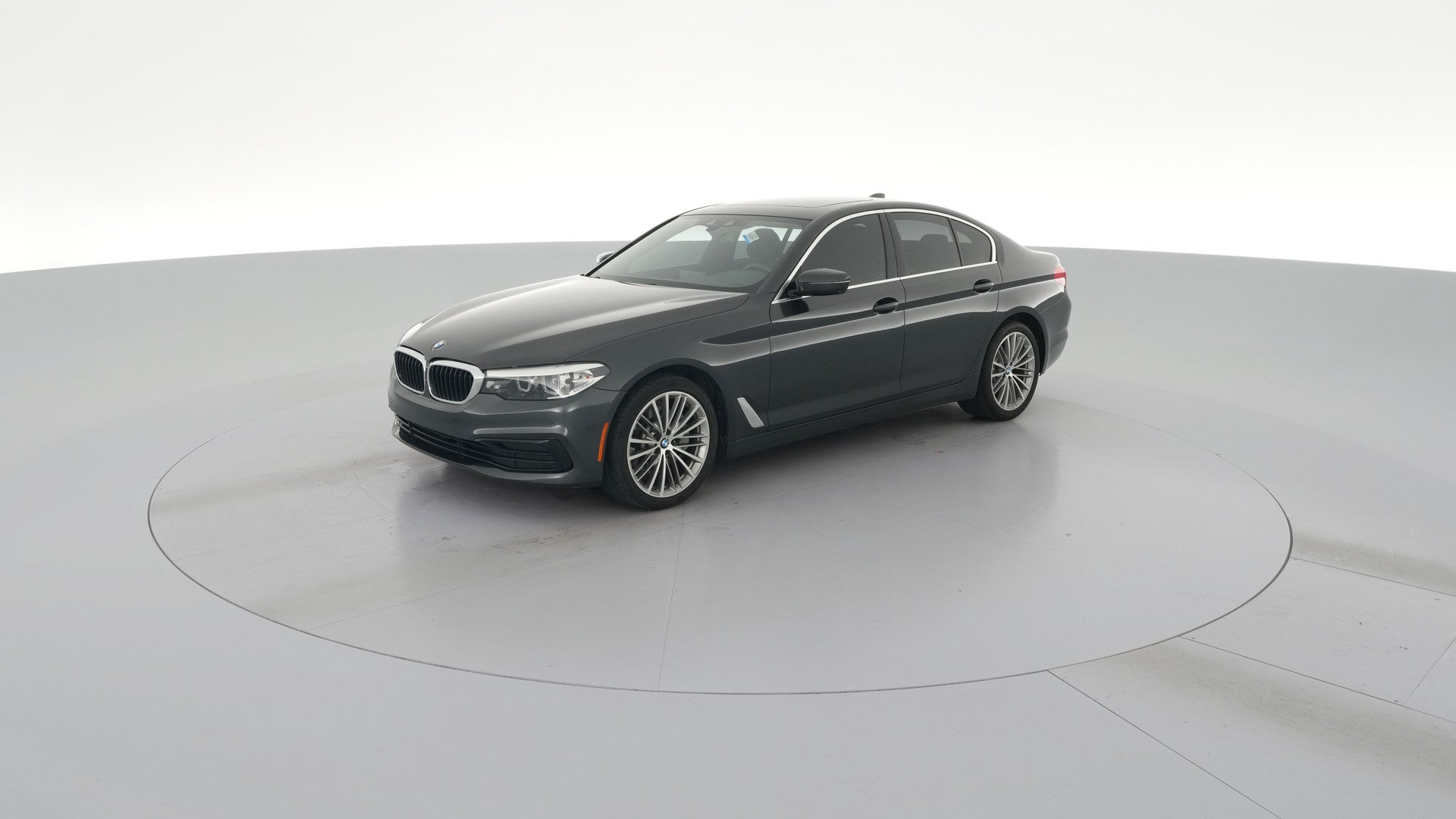 2020 BMW 5 Series vehicle photo