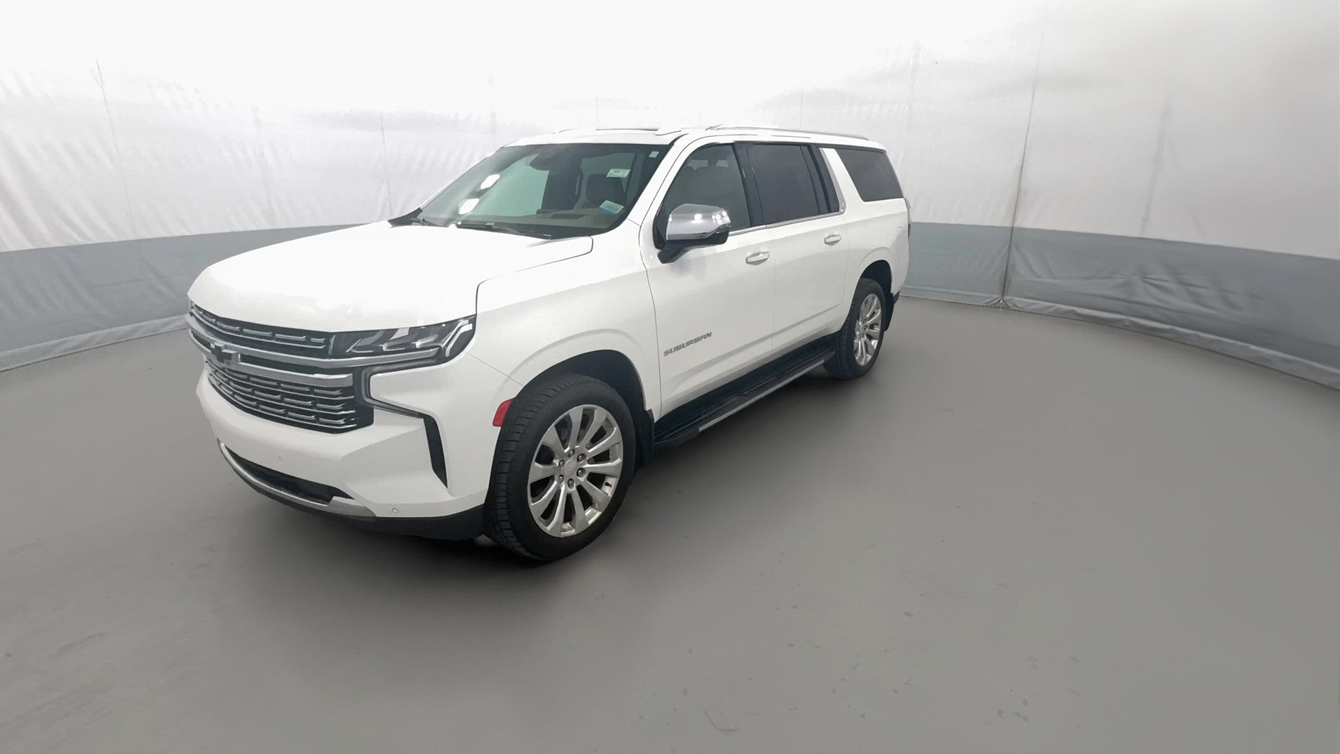 2023 Chevrolet Suburban vehicle photo