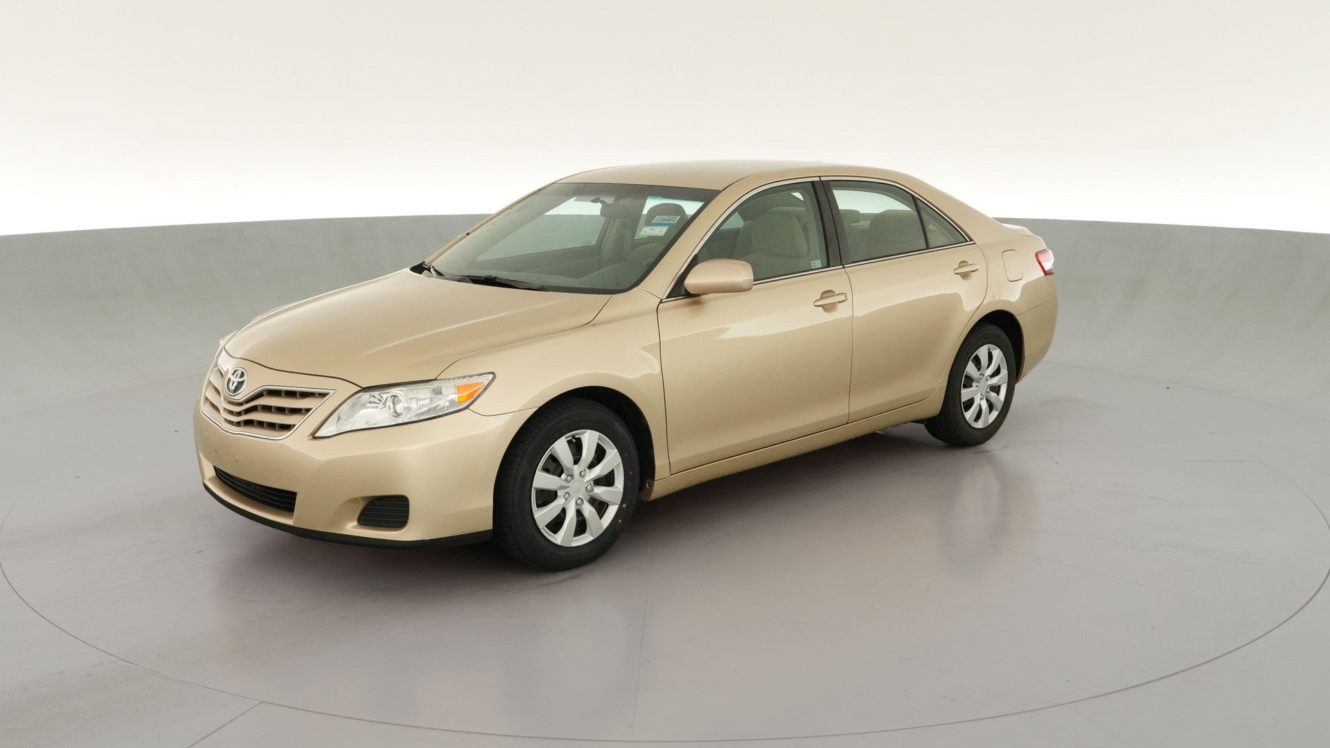 2010 Toyota Camry vehicle photo