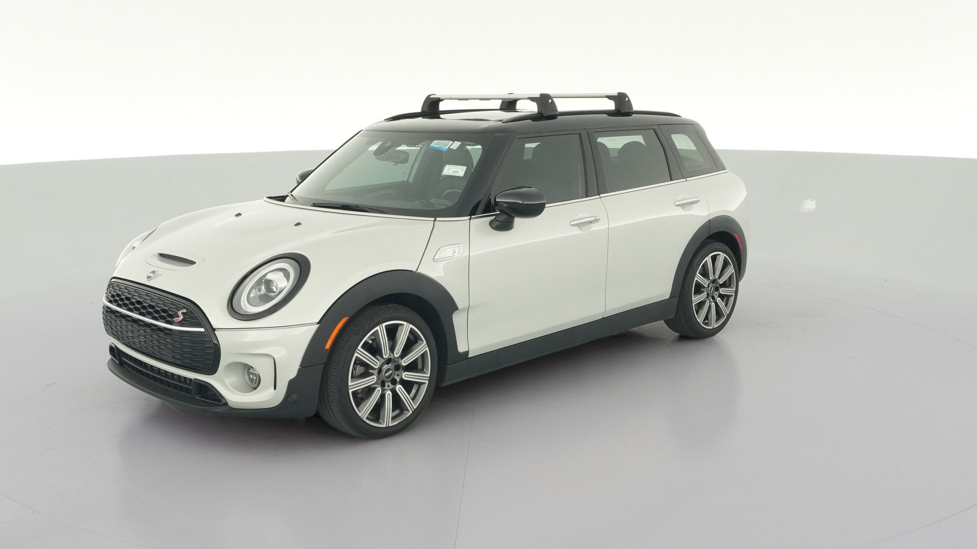 2021 MINI Clubman vehicle photo