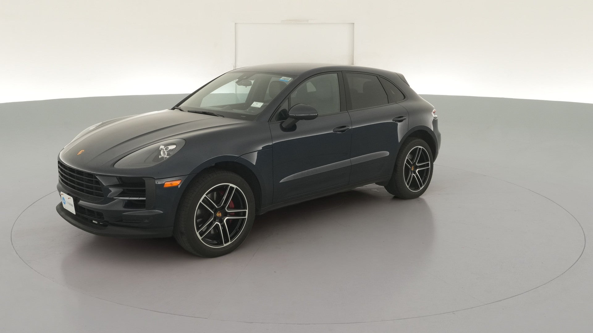 2021 Porsche Macan vehicle photo