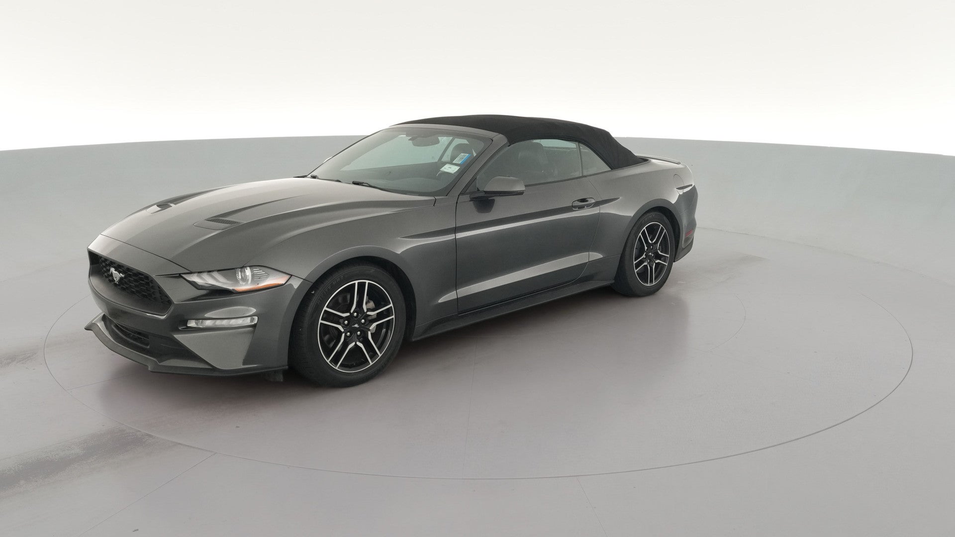 2020 Ford Mustang vehicle photo