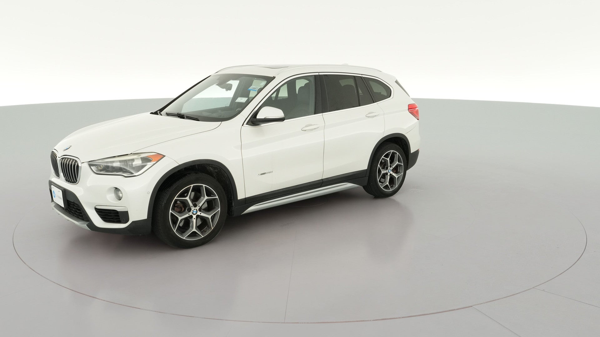 2017 BMW X1 vehicle photo