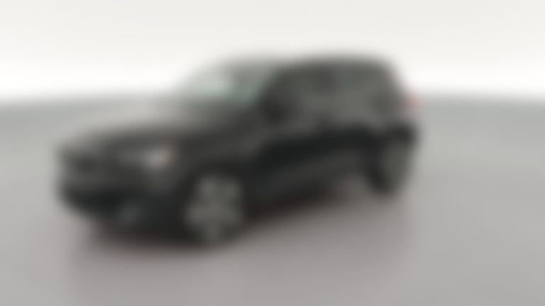 2023 Volvo XC40 vehicle photo